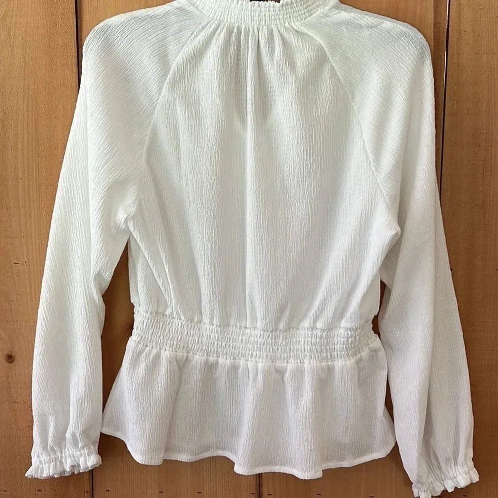 1.State Womens White Smocked Mock Neck V-Neck Blouse Top Size S - Picture 4 of 4